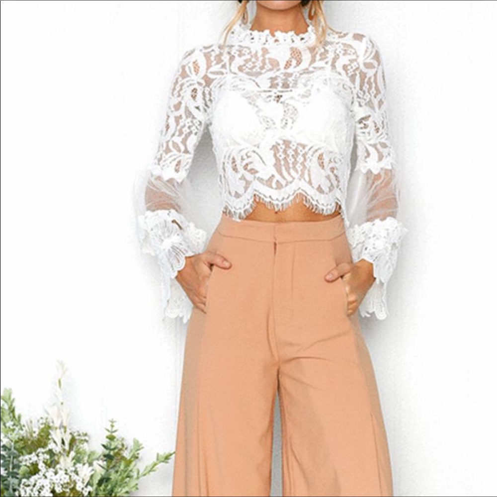 EyeLash Detailing Lace Boho Blouse